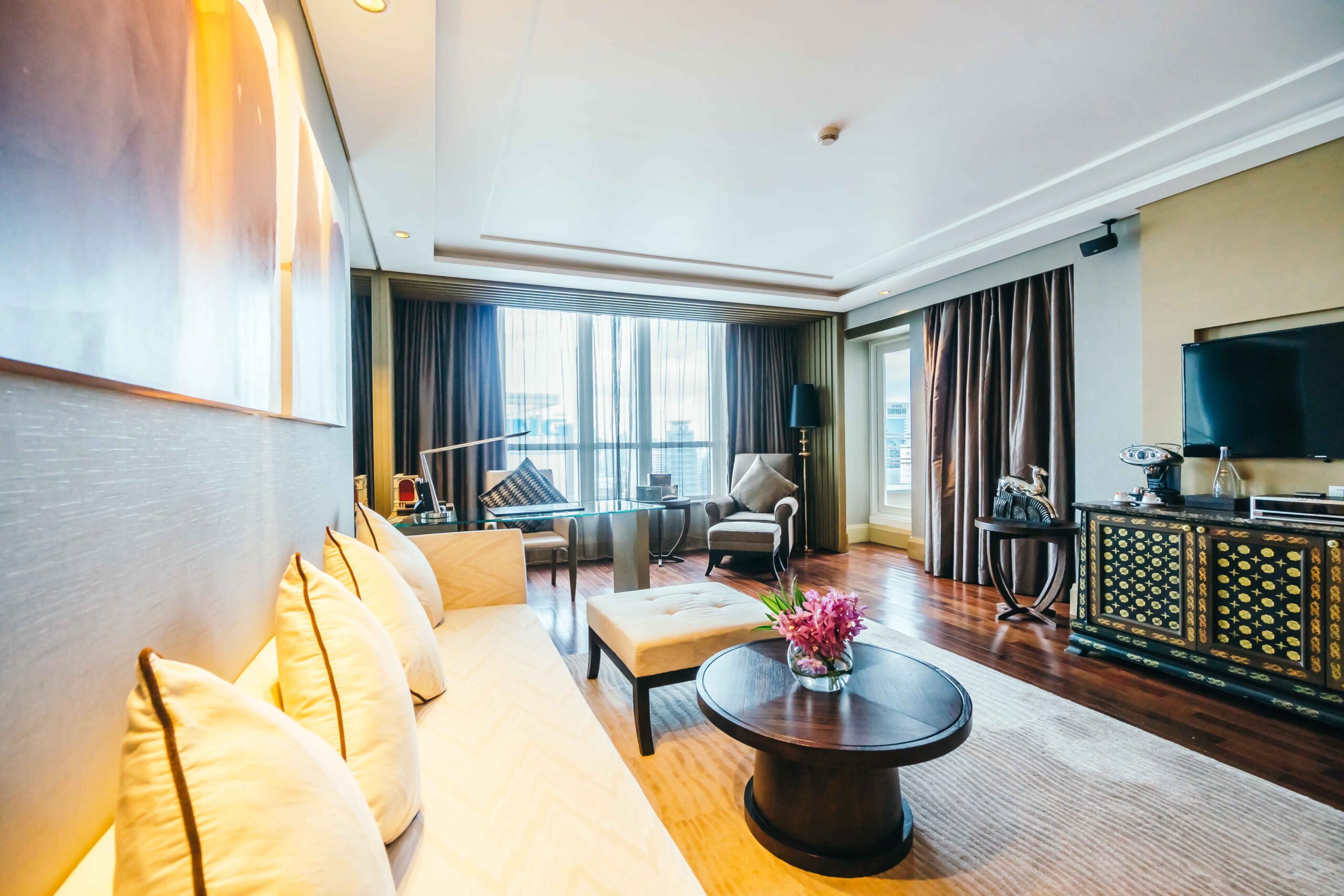 spacious-room-with-big-window_11zon